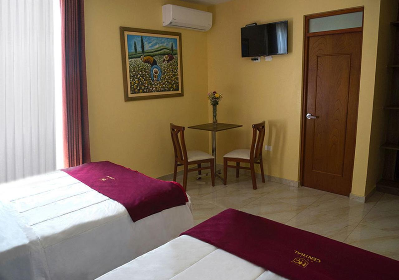 Hotel Central Trujillo Buitenkant foto