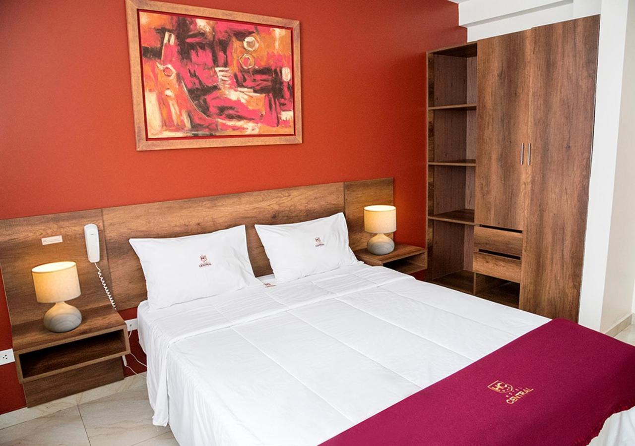 Hotel Central Trujillo Buitenkant foto