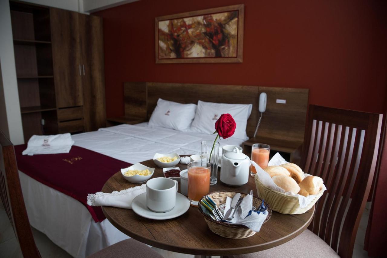 Hotel Central Trujillo Buitenkant foto
